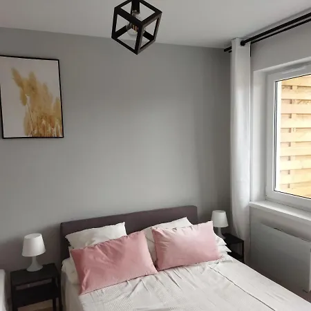 Modrzewiowa * Debina (Ustka)